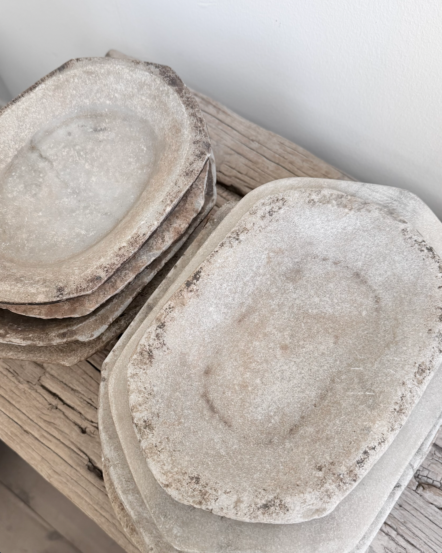 Stone Dish, Long